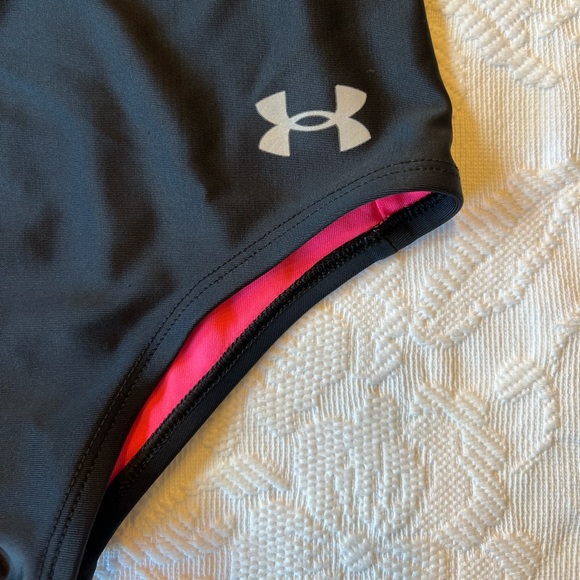 MULTIPLE SWIMSUITS. Tommy Hilfiger, Under Armour, Limited Too, Penelope Maek - Picture 3 of 12